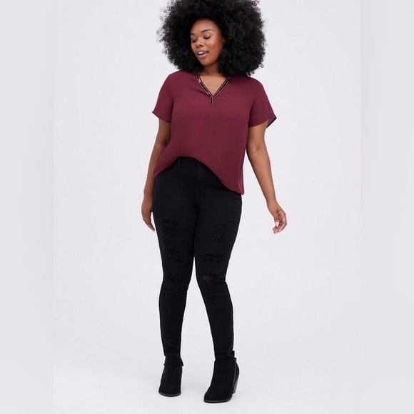 Torrid Georgette Embellished Neck Hi-Low Short Sleeve Blouse - Picture 2 of 9